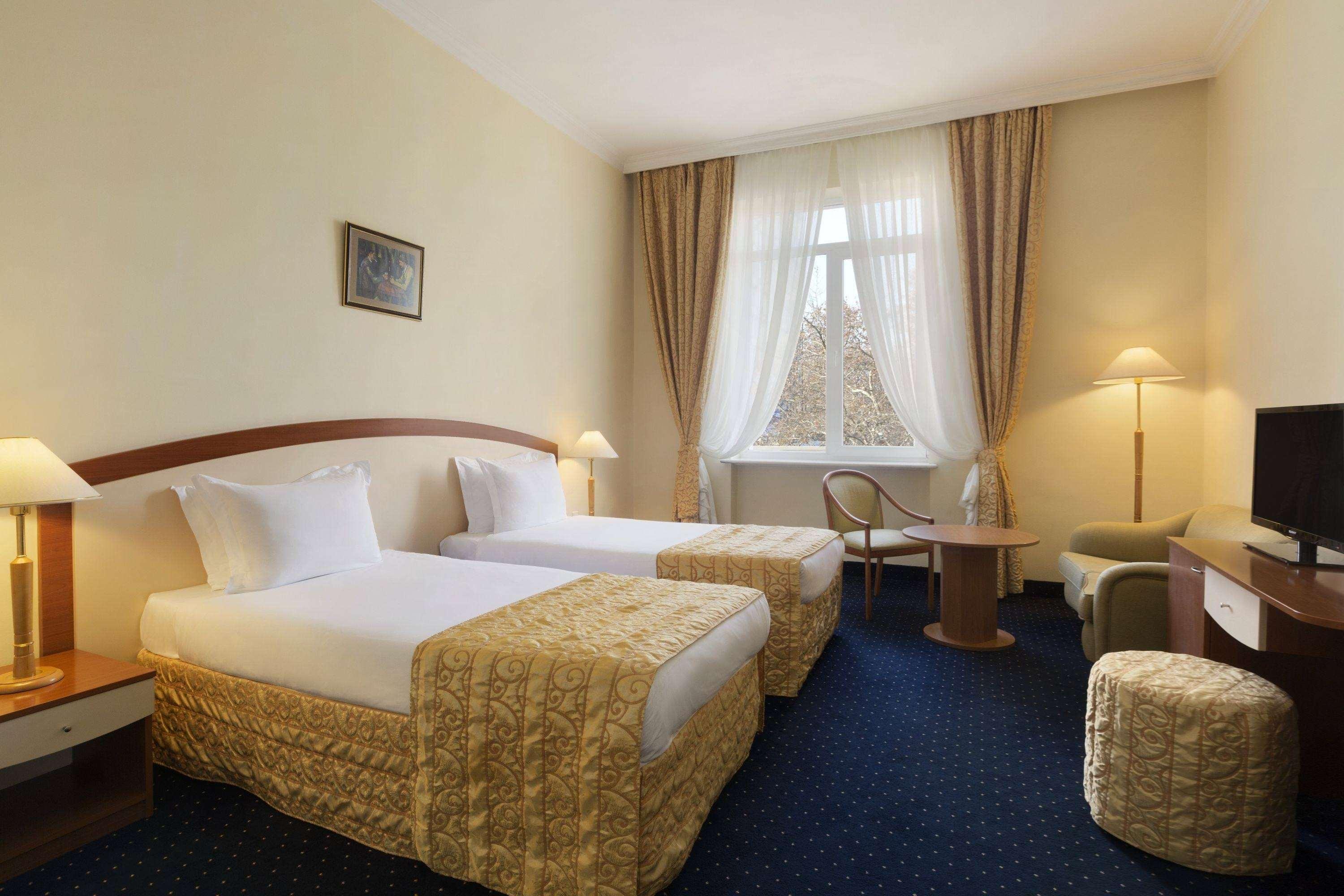 Hotel Ramada By Wyndham Trimontium 4*