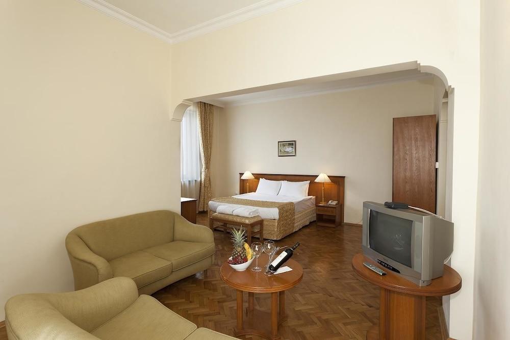 Ramada By Wyndham Trimontium Plowdiw