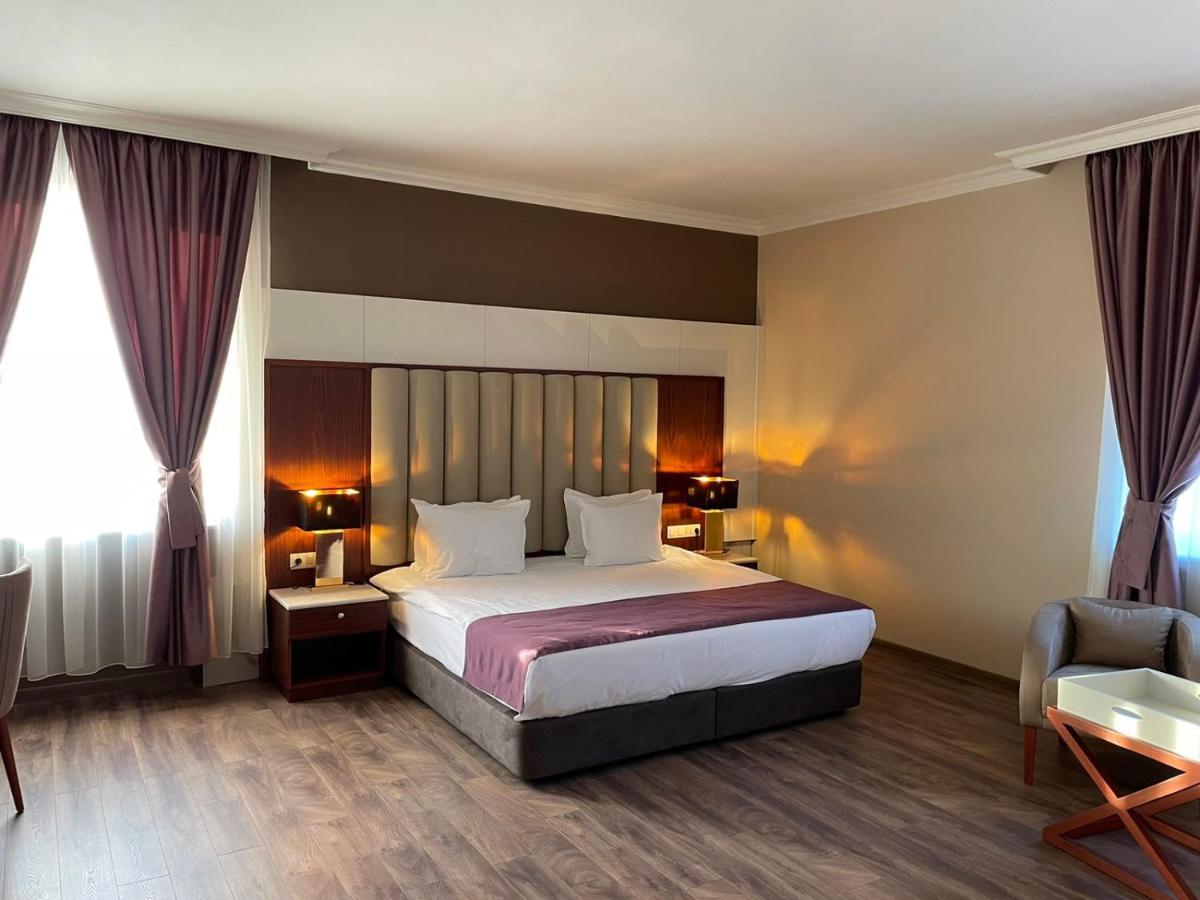 Ramada By Wyndham Trimontium