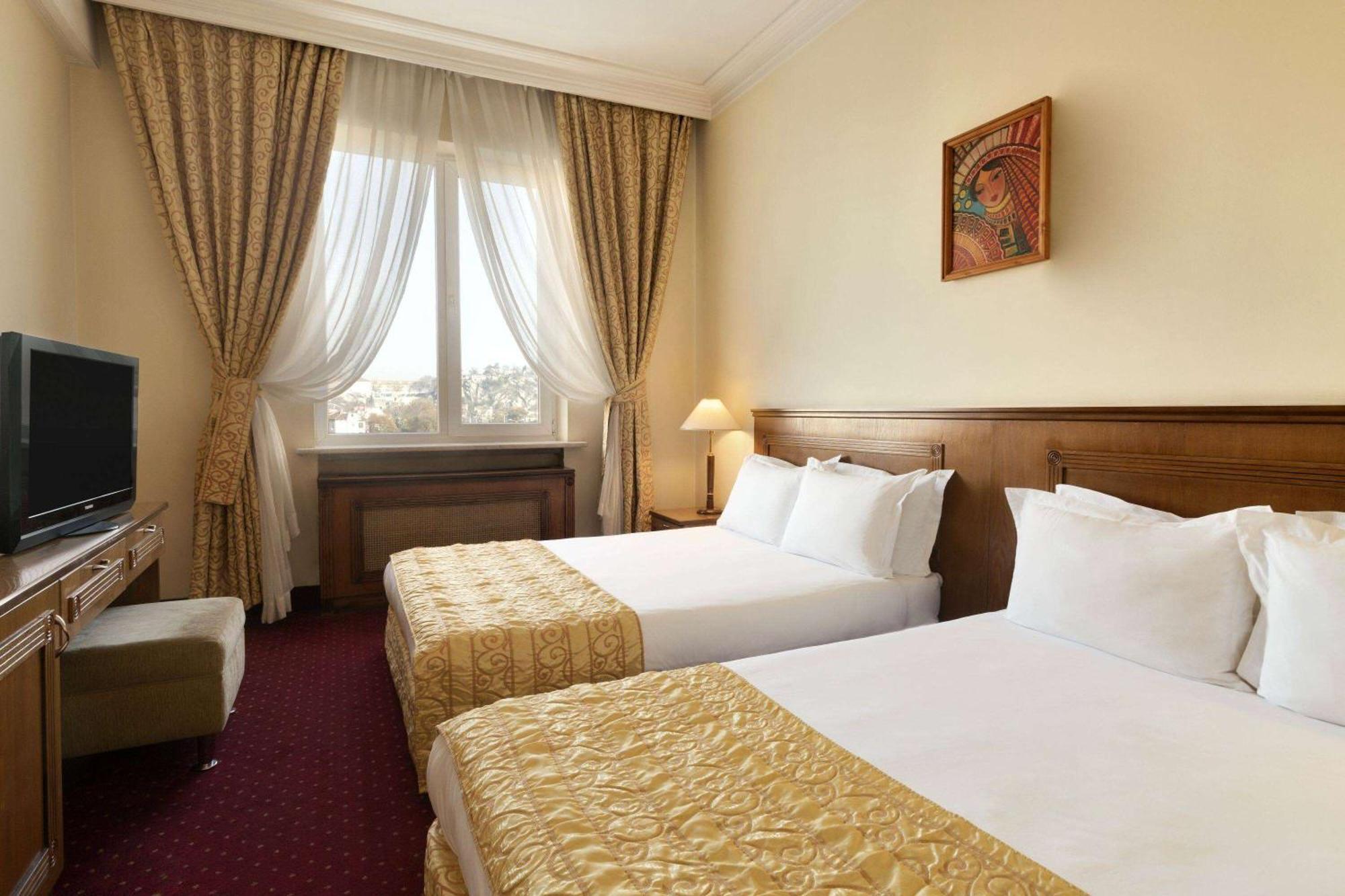 Ramada By Wyndham Trimontium 4* Plovdiv