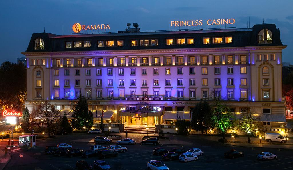Hotel Ramada By Wyndham Trimontium Plovdiv